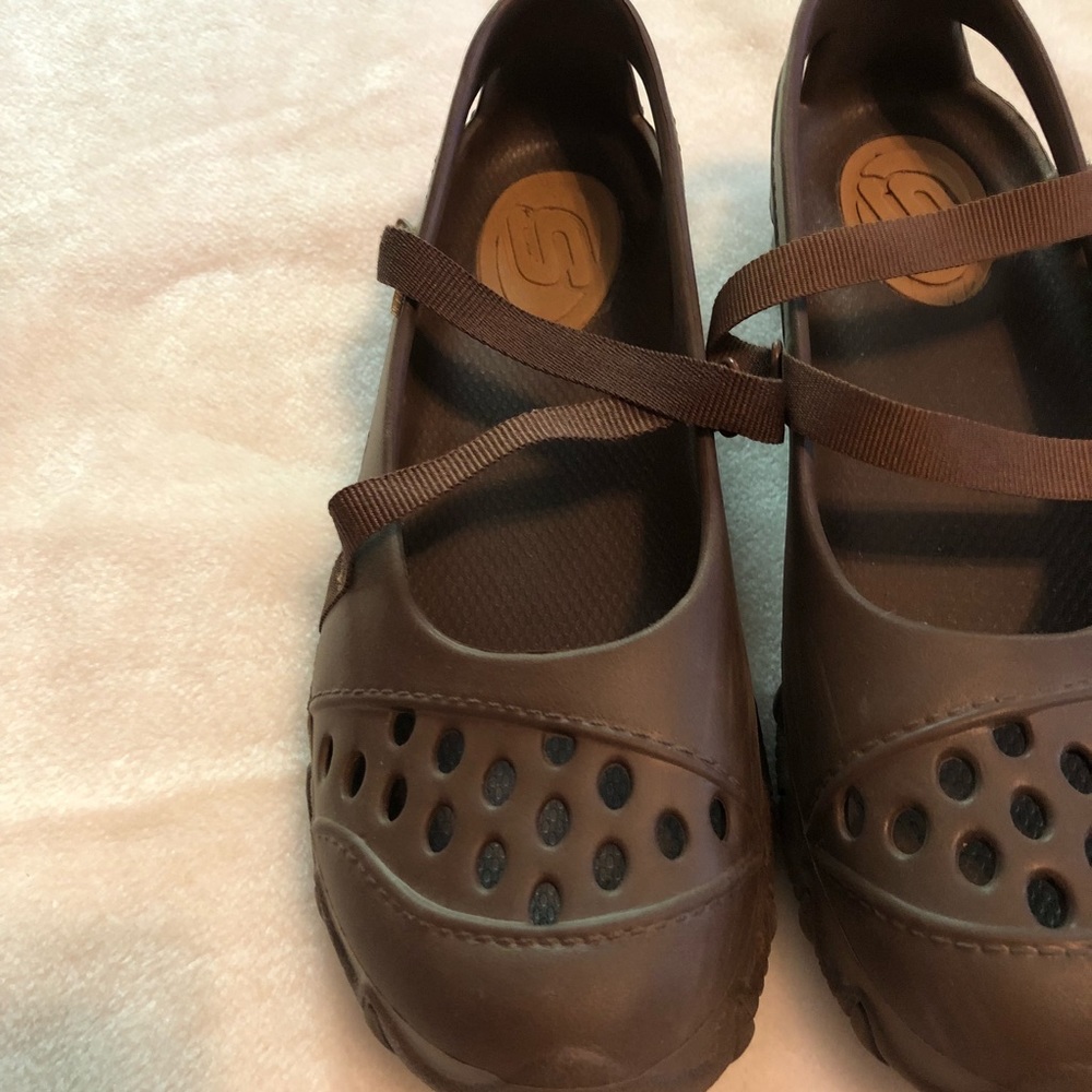 Gold/brown rubber Skechers - Picture 3 of 8